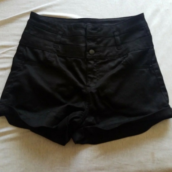 Tinseltown Pants - Black shorts